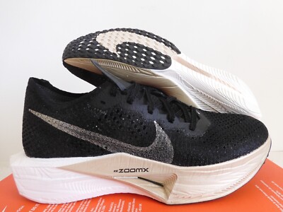 WMNS NIKE AIR ZOOMX VAPORFLY NEXT% 3 BLACK-MET GOLD GRAIN SZ 9 [DV4130-002]