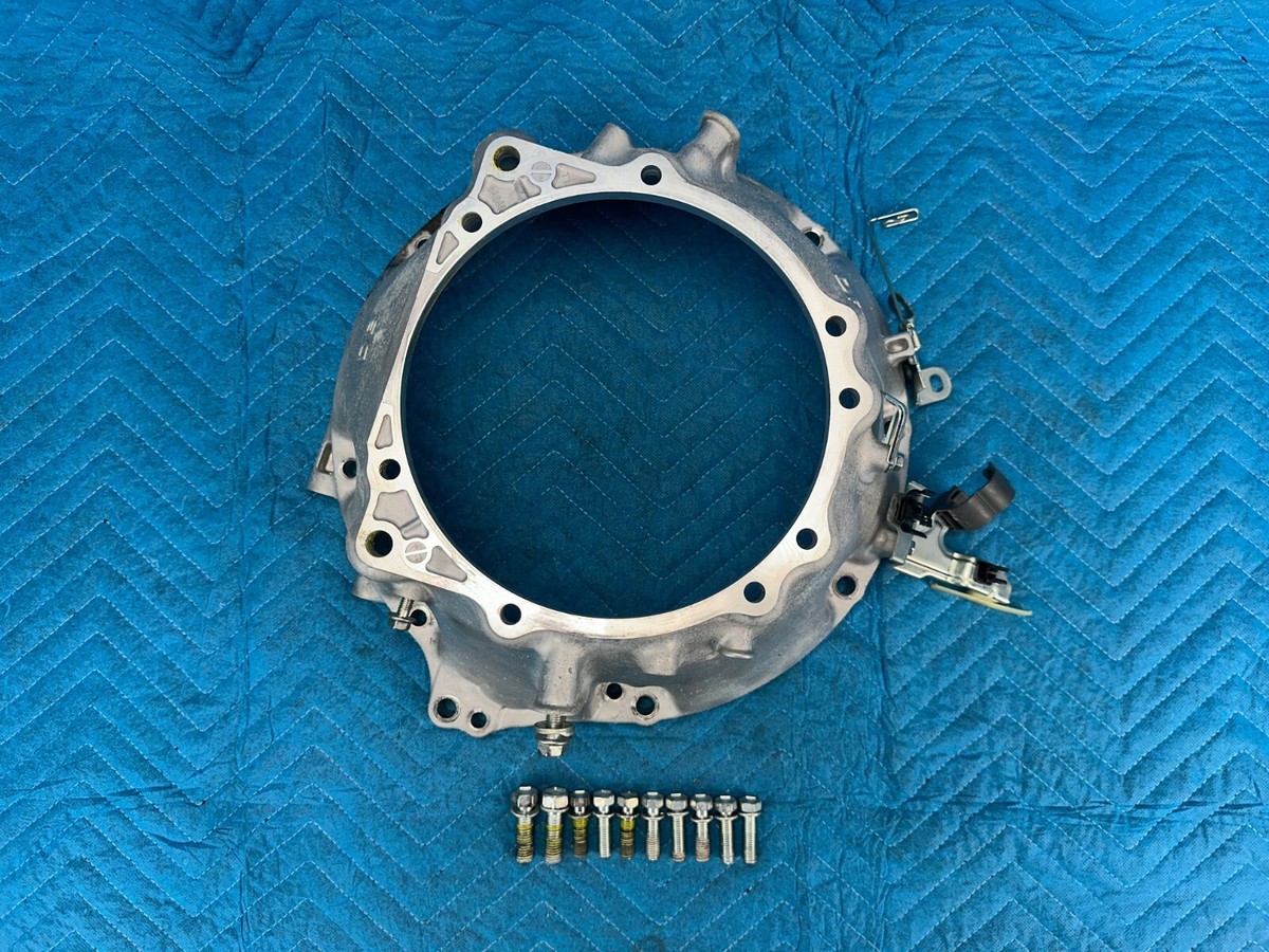 Lexus GX460 Automatic Transmission Bell Housing w/Bolts 45k 2010