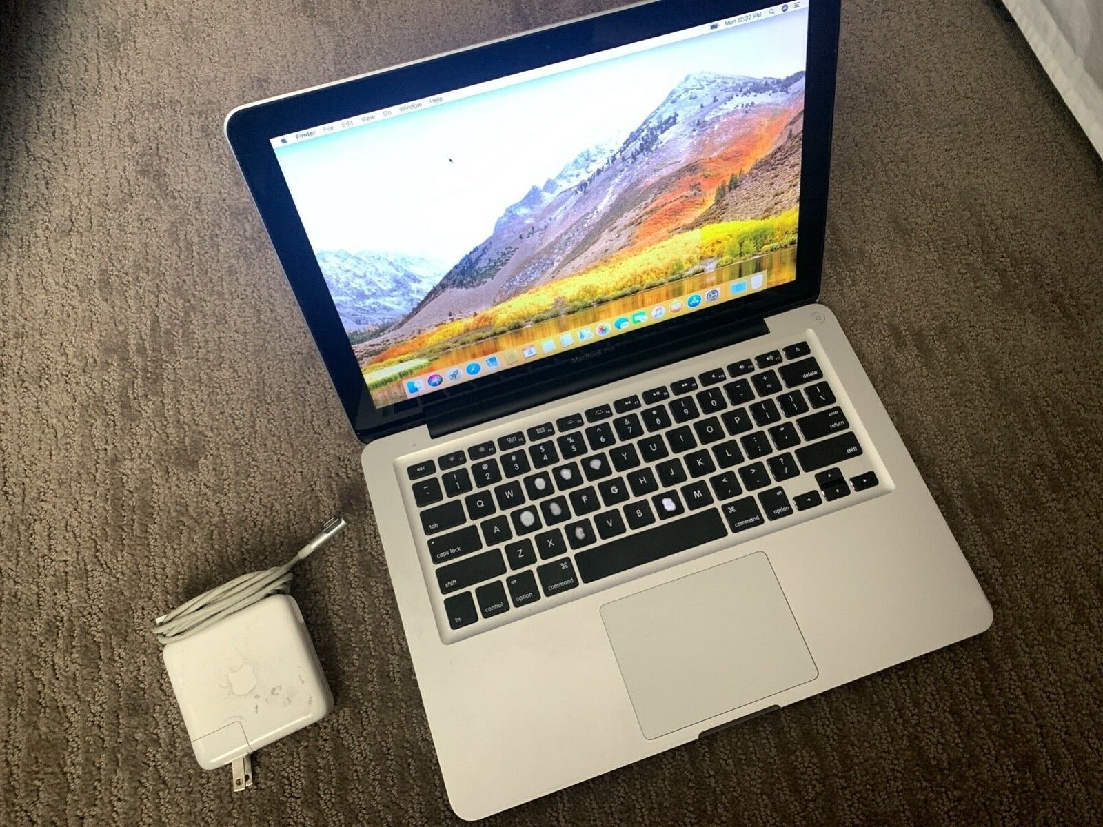 SSD240GB MacBook Pro 13" Early 2011-i5SuperDrive