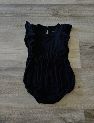 Kyte BABY NWOT Black Ruffle Sleeve Romper Bodysuit 6-9 months