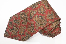 BURBERRYS PAISLEY RED SILK MEN'S Neck Tie W:3 3/4" BY L:60"