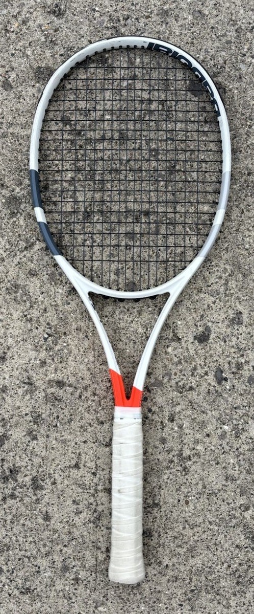 Babolat Pure Strike 16x19 305 Gram 10.8 Oz 98 Sq. In 4 1/2