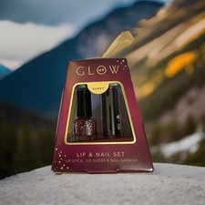 Glow Up Lips And Nail Gift Set BERRY (1 Lip Gloss, 1 Lipstick, 1 Nail Polish)