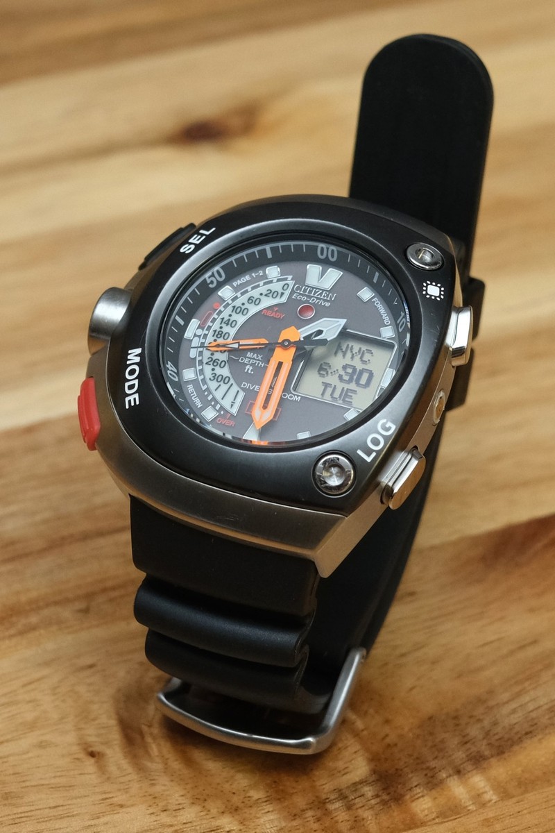 Citizen Promaster AQUALAND Eco-Drive Divers 200M Watch U107