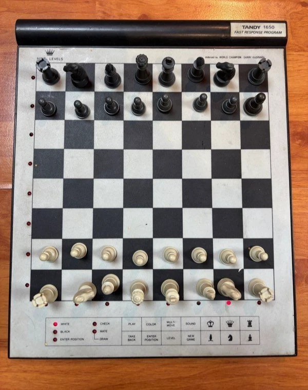 Jeu d'échecs électronique de VoyageDGT Modern Staunton | Jeu Echec