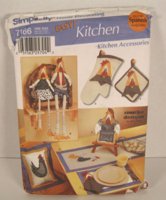Simplicity Kitchen Essentials 7166 Easy Chicken/Rooster Dolls & Mitts Pattern UC