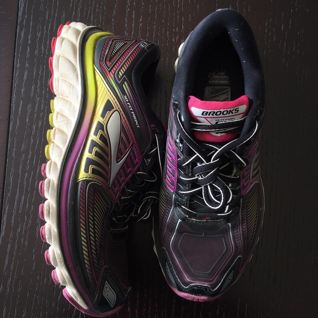 famous footwear brooks