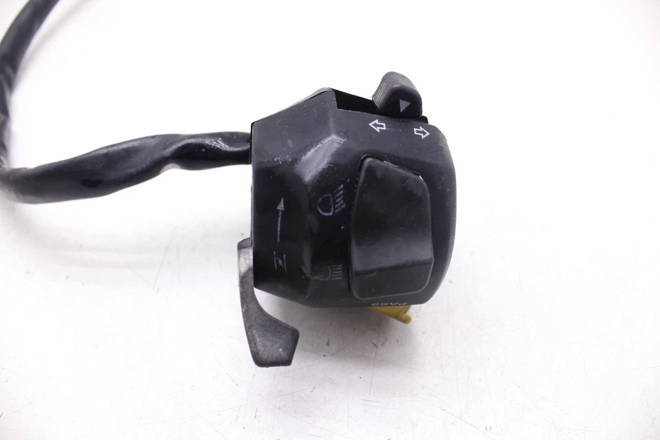 07 INTERRUPTORES DE CONTROL DE BARRA IZQUIERDA HYOSUNG GT650 OEM R1.BX24 Foto 2 de 4