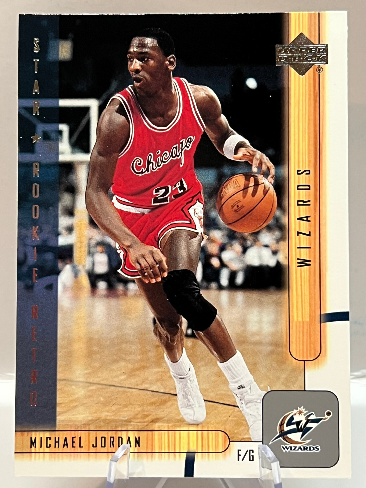 Michael JOrdan 2001-02 Upper Deck "Star Rookie Retro" #450 Dribbling Variation