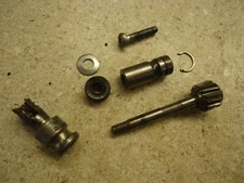 76-82 YAMAHA XS400 XS360 TACHOMETER DRIVE GEAR OEM DRIVEN GEAR SHAFT 1981