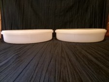 Lot of 2 Vintage Tupperware Pie Cupcake Keeper Storage Container Carrier