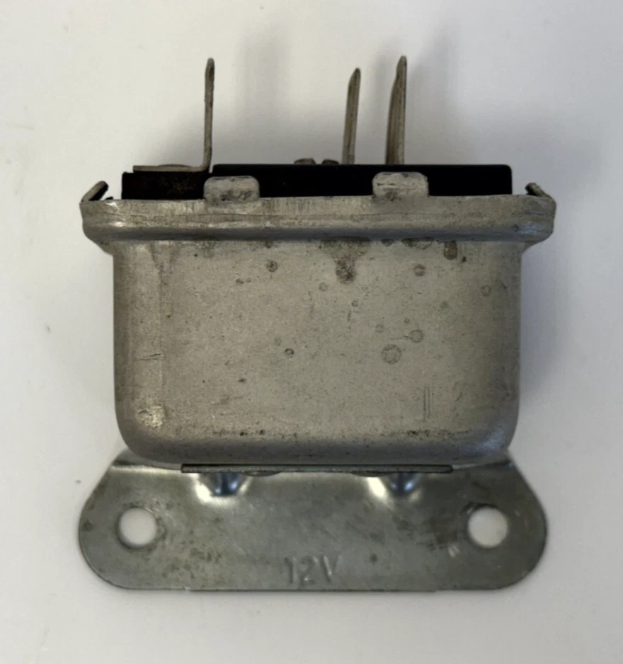 Relé de puerta de faro para Dodge Charger 1966-1967 2661949 nuevo en stock Foto 4 de 4