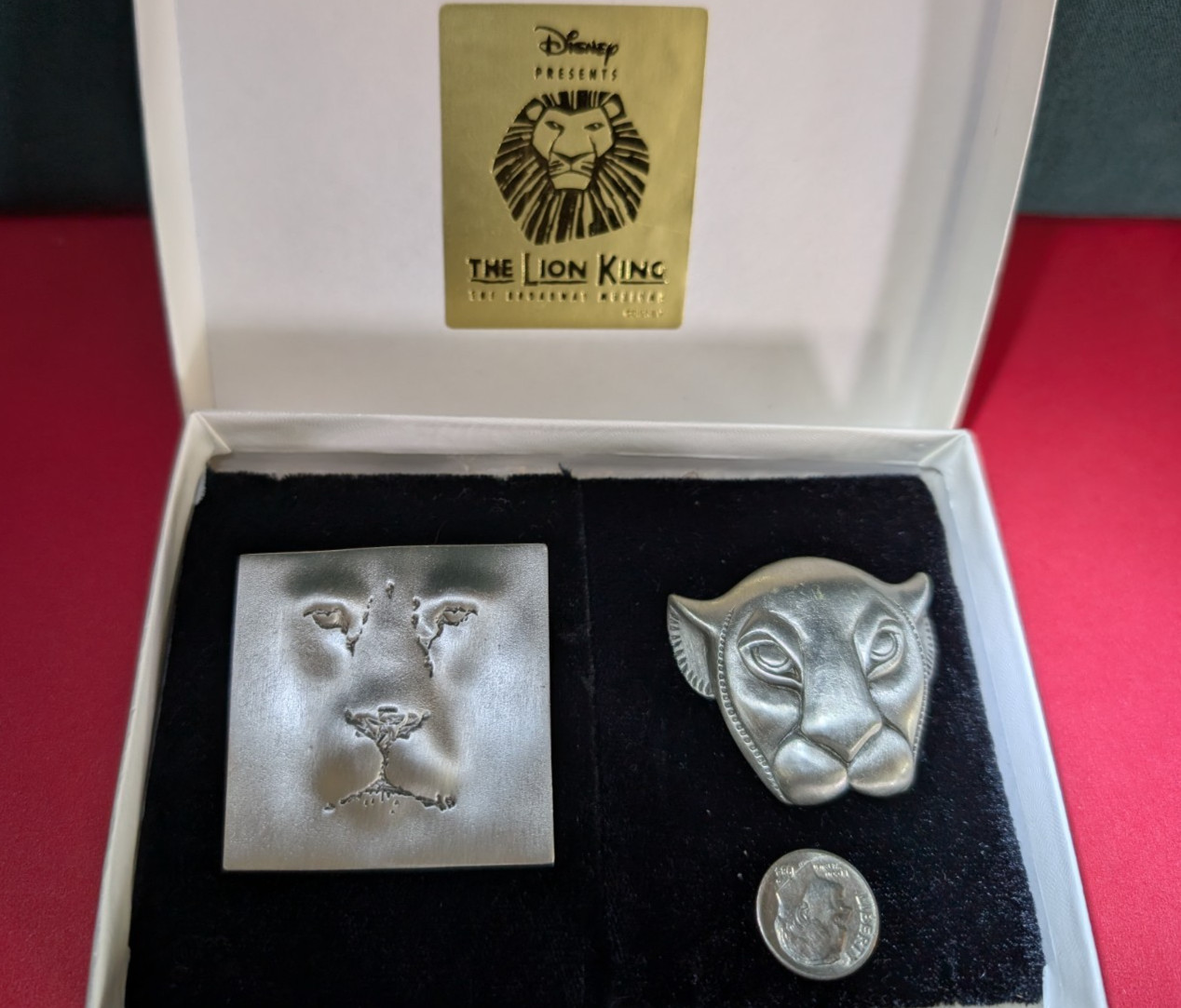 Disney THE LION KING Broadway Musical NALA& JJ Jonette LION BROOCHES Silver tone
