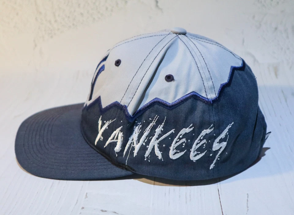 De colección New York Yankees Sport Specialities Jagged Edge Graffiti Snapback Sombrero Foto 3 de 4