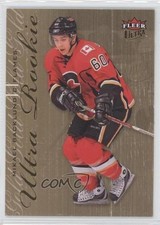 2009-10 Fleer Ultra Ultra Rookie Gold Medallion Mikael Backlund #233 0c2