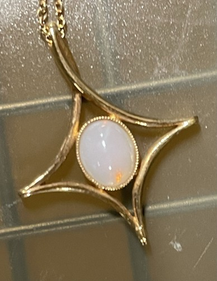 #ad #ad VINTAGE’70’s Sarah Coventry Moon Beam Northern Star Faux Opal Goldtone Necklace $18.50