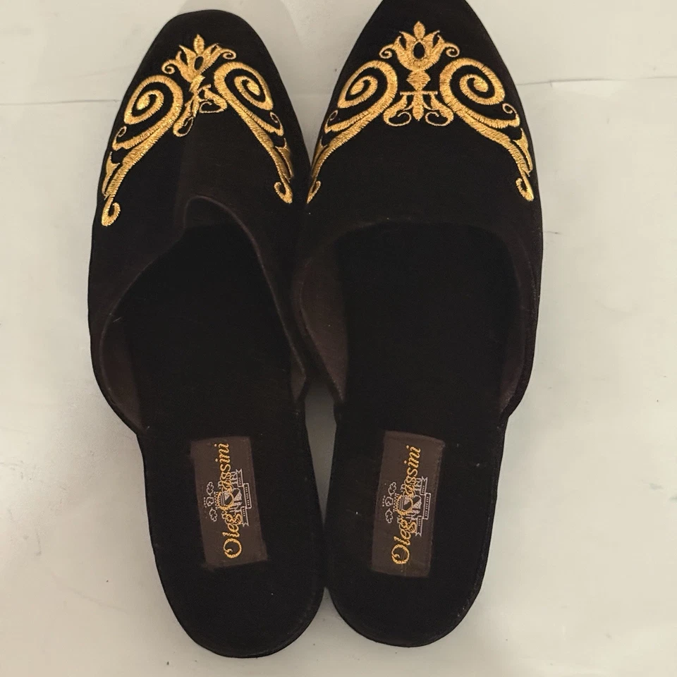 Raras pantuflas de mula de terciopelo de lujo Oleg Cassini negras y doradas bordadas gamuza talla 9 Foto 2 de 4