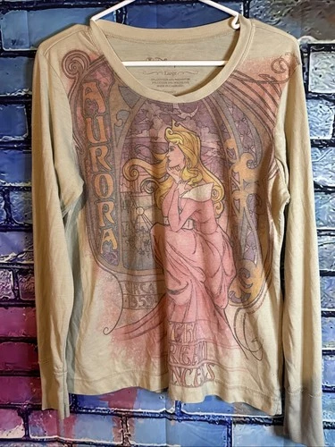 Disney Store The Princess Dream Aurora Sleeping Beauty Shirt Long Sleeve L