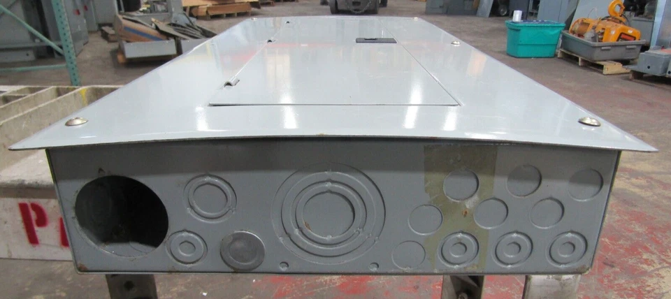 💥SIEMENS 200 AMP MAIN LUG LOAD CENTER 208Y/120 VAC 3Ø TYPE 1 G3042ML3200CU - Image 3 of 4