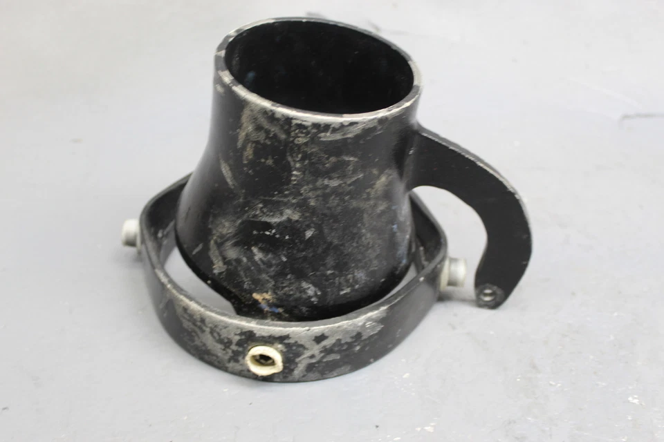 1997 TIGERSHARK DAYTONA 1000 TRIM RING STEERING NOZZLE PIVOT - Imagem 3 de 4