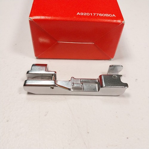 BERNINA Overlocker 502010.64.62 Multi-Purpose Foot 2000 Series, bernette 300/00 - Picture 3 of 8