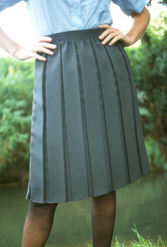 Girls Size Age 5-6yrs Box Pleat school skirt 100% polyester Grey - Picture 1 of 2