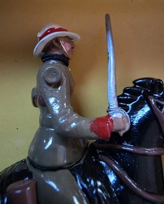 BRITAINS 8835THE QUEEN'S OWN CORPS OF GUIDES CAVALRY ECellent IN ORG BOX