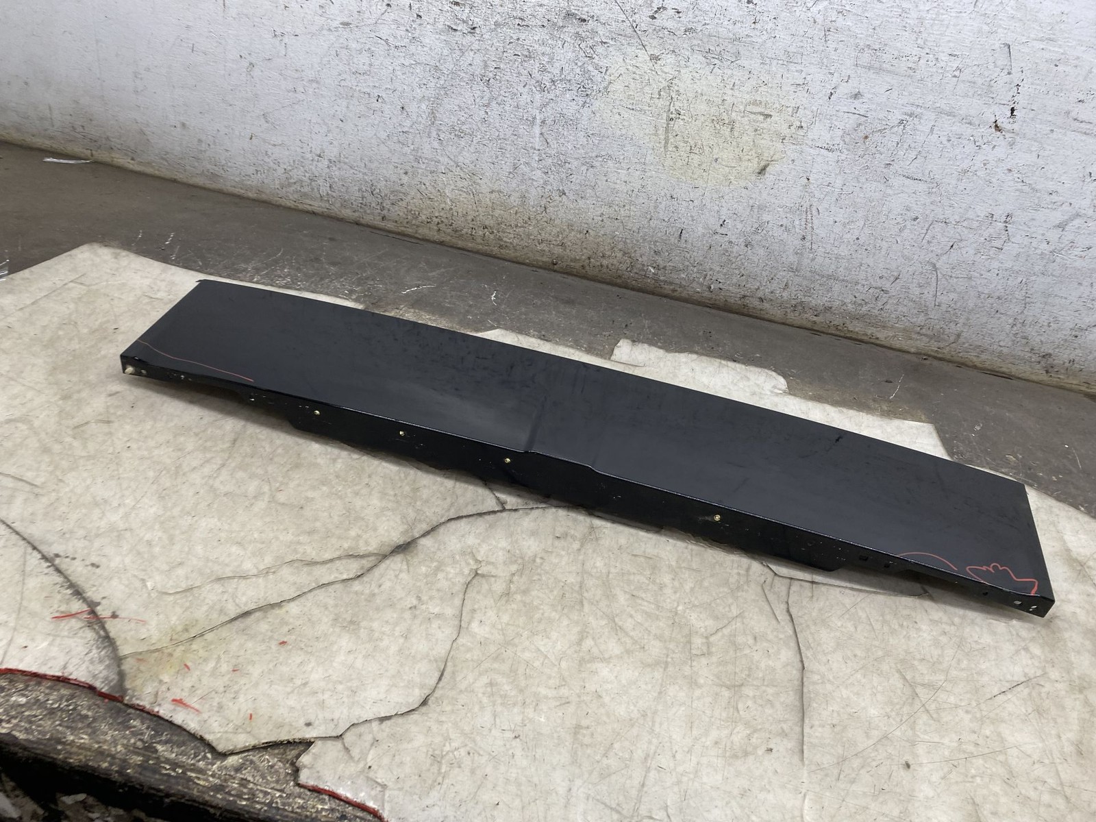 2020-2025 ASTON MARTIN DBX OEM REAR ROOF MOLDING TRIM COVER PANEL MY83-C50202