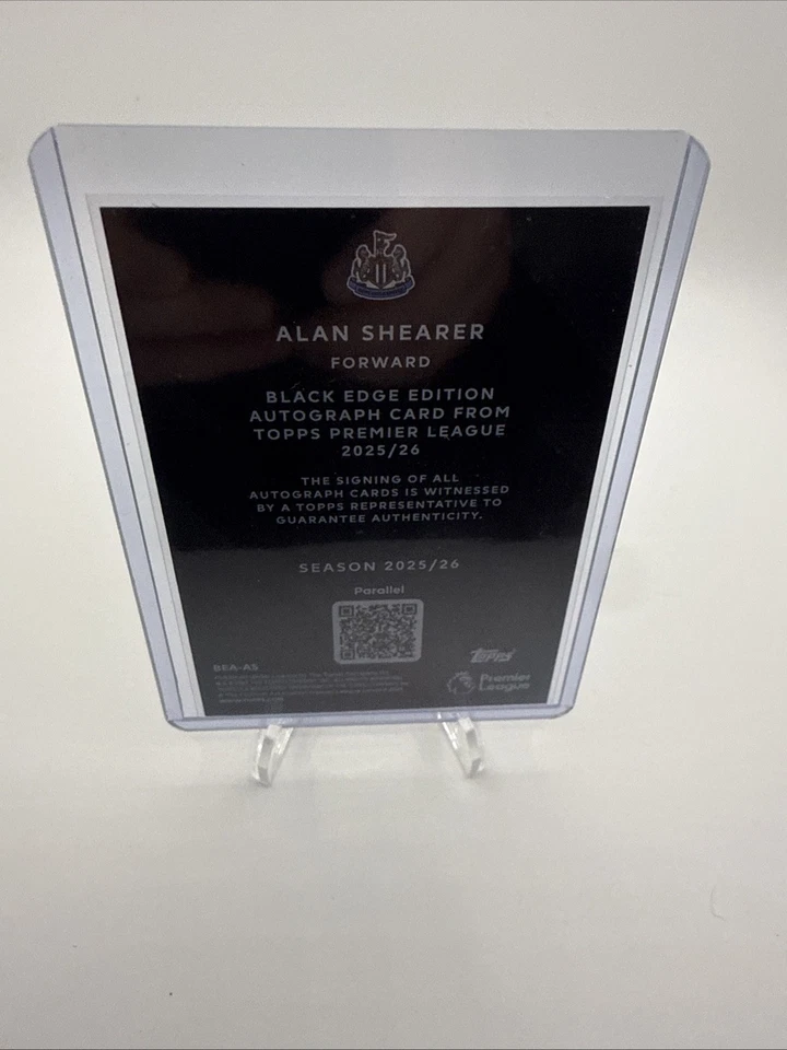 2025-2026 Topps Premier League #BEA-AS Alan Shearer Black Edge Edition automático/99 Foto 2 de 2