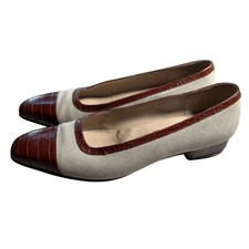 Salvatore Ferragamo Vintage Canvas Croc Embossed Leather Pumps Brown Beige 9 AA