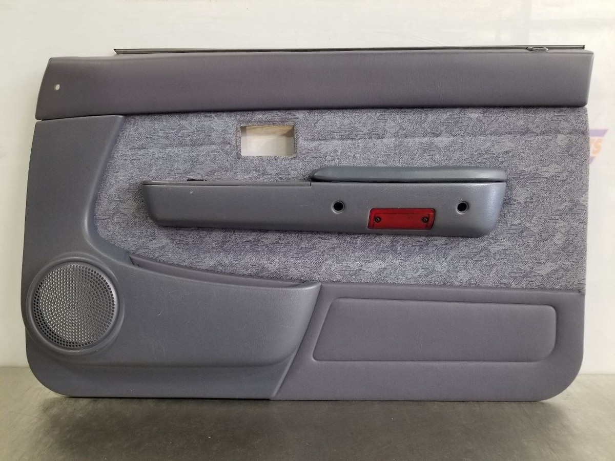 00 2000 TOYOTA TACOMA SR5 FRONT DOOR TRIM PANEL GRAY CLOTH RIGHT