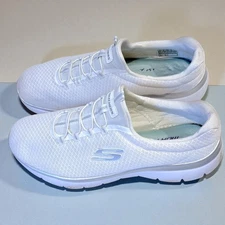 Womens Skechers Trainers Casual Shoes Summits – White – Slip On Foam Size 9