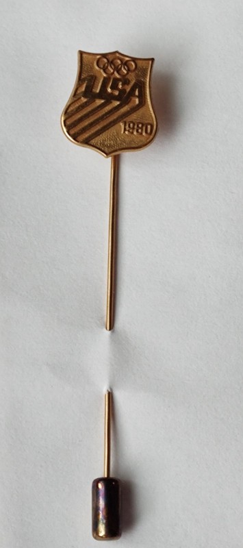 1980 Stick Pin Hat/Lapel (Summer Olympics Russia) Team USA  Gold Tone