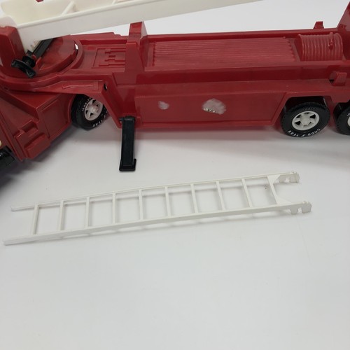 Vintage Gay Toys Fire Truck Ladder Red 979 Made In USA Plastic INCOMPLETE 80s - Picture 10 of 11