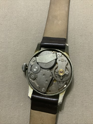 VTG RARE 29mm Bradley Swiss Made Windup DONALD DUCK Watch 62-A Working - Picture 9 of 12