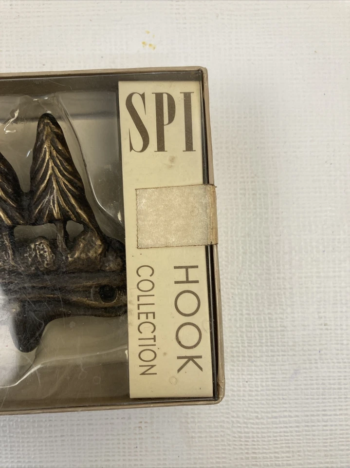 Colección de ganchos SPI con temática de pesca de latón vintage llaves colgantes chaquetas nuevas en caja nuevas difíciles de encontrar Foto 4 de 4