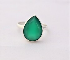 92.5 Sterling Silver Green Chalcedony Pear Shape Stone Ring Vintege Style Ring