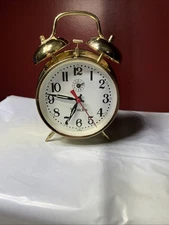 Westclox Twin Bell Top Alarm Clock Quartz Analog Dial Light Gold toned 