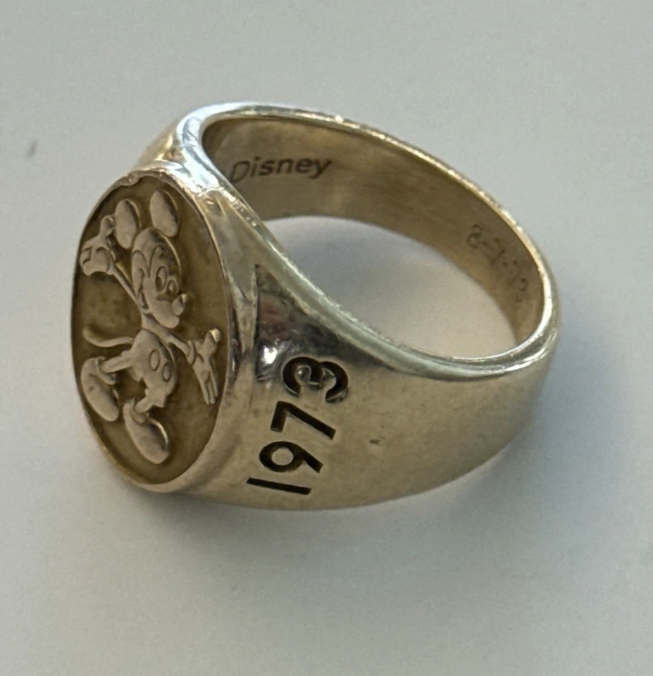 RARO | Anillo Disney Mickey Mouse 1973 20 años miembro del elenco | Oro 10K Foto 2 de 4