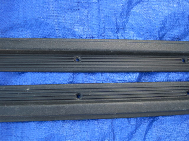 S11ページ 1990-1996 NISSAN 300ZX 11s right and left sill plates black