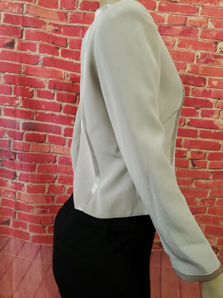 Oleg Cassini Black Tie Evening Womens Oyster Buttoned Cardigan Jacket NWT 4P - Image 3 of 4