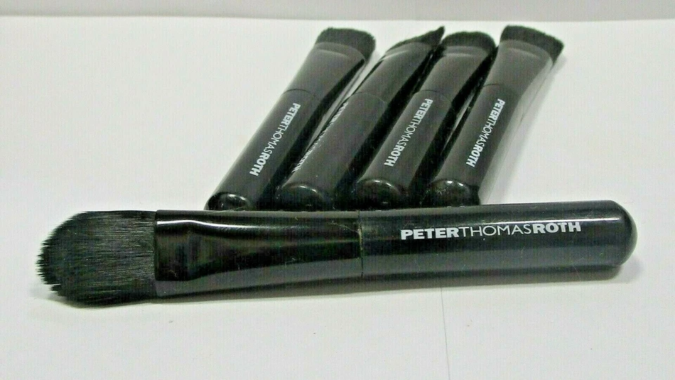 PINCEL DE MAQUILLAJE PETER THOMAS ROTH (LOTE DE 10) Foto 3 de 3