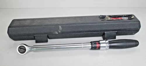 Husky Pro Torque Wrench 39103 Socket Wrench with Case