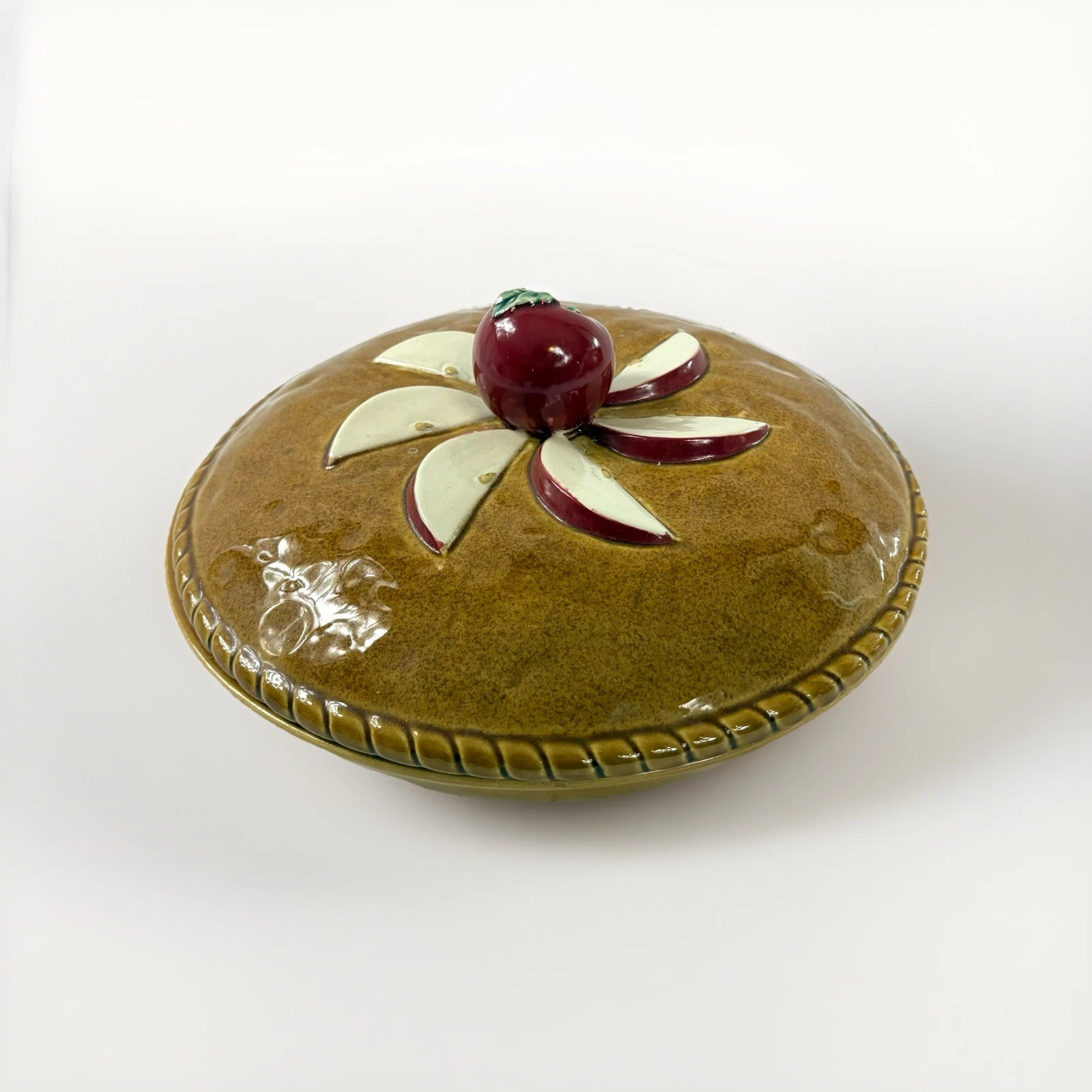 Ceramic Apple Pie Keeper Dish w/ Lid Raised Apple On Top The Main Ingredients