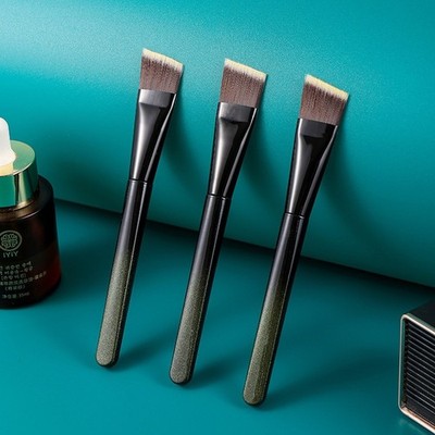 Precision Flat Foundation Pinsel f��r kontrollierte Streifen Make-up Anwendung