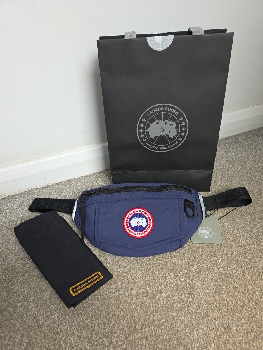 Canada Goose Unisex Waist Pack GENUINE Cross Body Bum Bag Blue