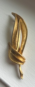 Authentic Vintage Gold Plated PIN Brooch RSK Gorgeous Leaf (A Little Worn)