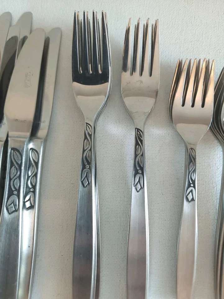 Cuchillos horquillas de tiempo de tulipán vintage Amefa 27 piezas cubiertos de acero inoxidable danés Foto 3 de 4