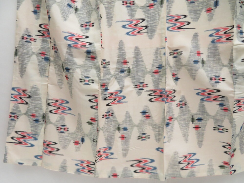 エルンスト【Le Kimono】 4427T13z660 Vintage Japanese Kimono Silk MEISEN KOMON Off