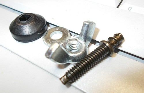 200 cada uno; 200 8-32 Acero Cromado Tuerca Ala Enchapado en Zinc Lavadora Perno Grifo Goma - Imagen 2 de 5